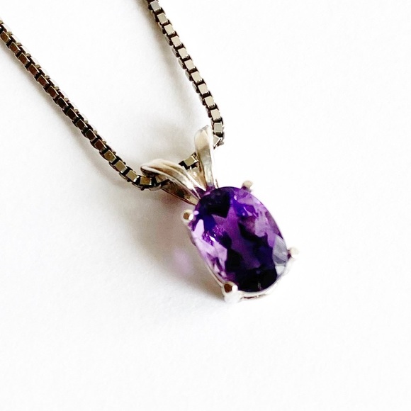 Vintage Sterling Silver Amethyst Pendant Necklace - Picture 7 of 7